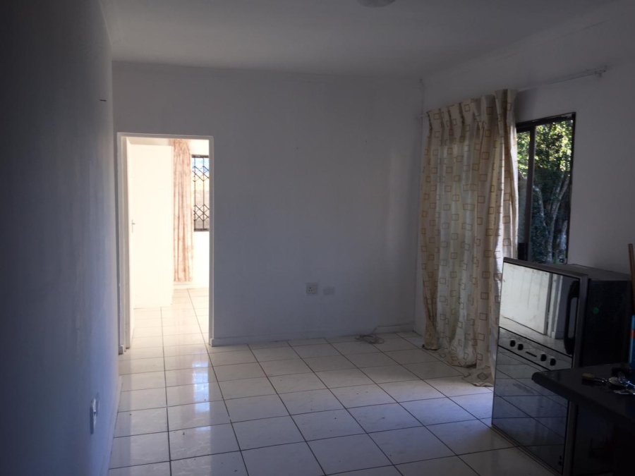 To Let 3 Bedroom Property for Rent in Beacon Bay Eastern Cape